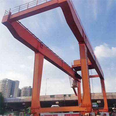 Heavy Lift Gantry Crane, Double Girder Type, 350 Ton, Export to Germany