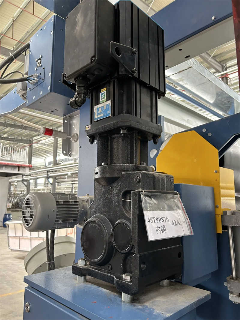 Budget-Friendly Small Vertical Helical Speed Reduction Gearbox Manufacturer