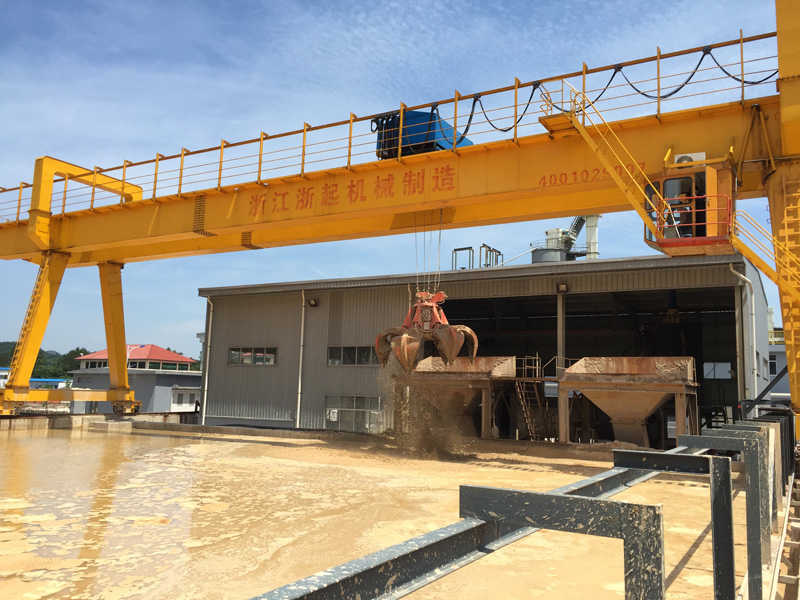 QZ Series Scrap Solid Waste Grab Crane, Double Box Girder Design, 10-50 Ton