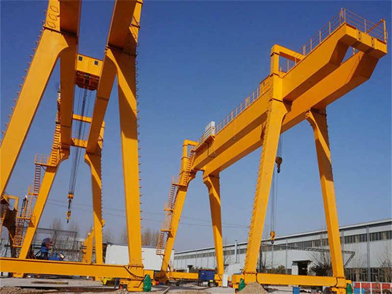 Heavy Duty Gantry Crane 20-800 Ton Capacity 3-80m Lifting Height