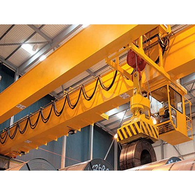 Industrial Lifting Electromagnet Crane | 10 Ton Capacity For Factory Warehouse