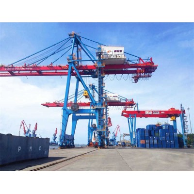 Heavy Duty Ship to Shore Container Cranes with 65 Ton Lifting Capacity