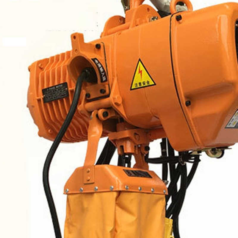Remote Controlled Electric Chain Hoist for Operator Safety