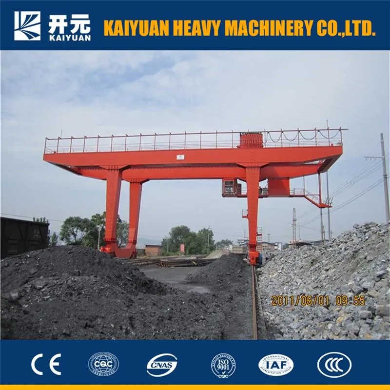 Rubber Tyred Gantry Crane (RTG) for Efficient Container Stacking in Terminals