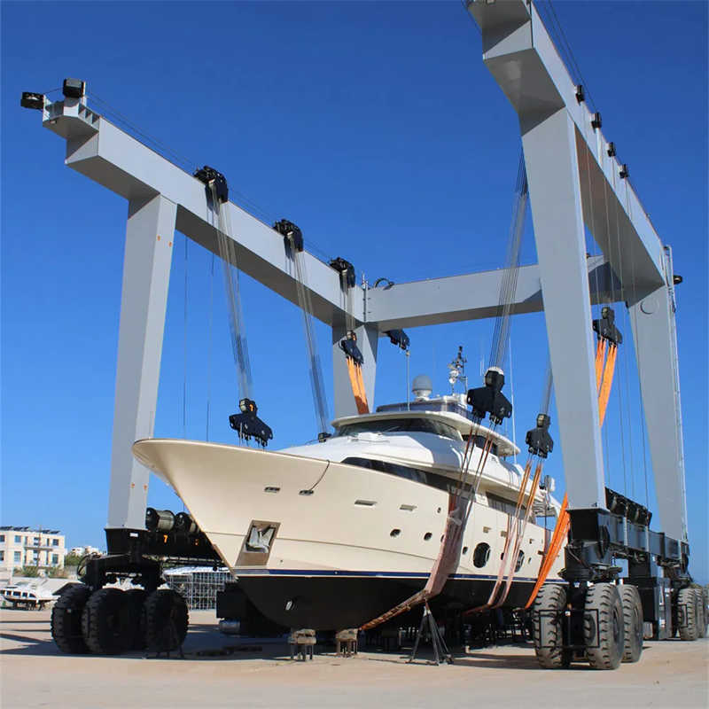 Huasui Brand 100 Ton Mobile Yacht Hoisting Crane and Boat Lifting for Ports