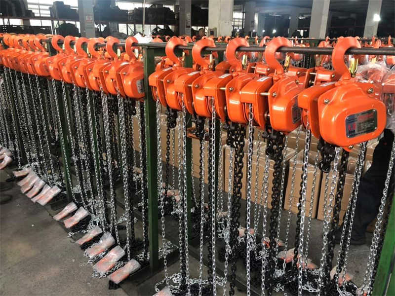 Economical Manual Chain Block | Reliable and Affordable Lifting Solution