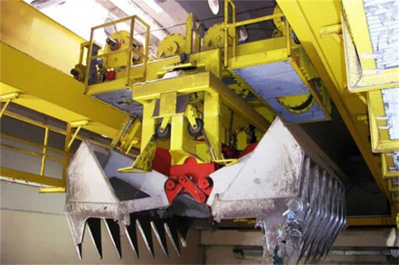 Heavy Duty Double Girder Overhead Crane with Clamshell Grab for Scrap