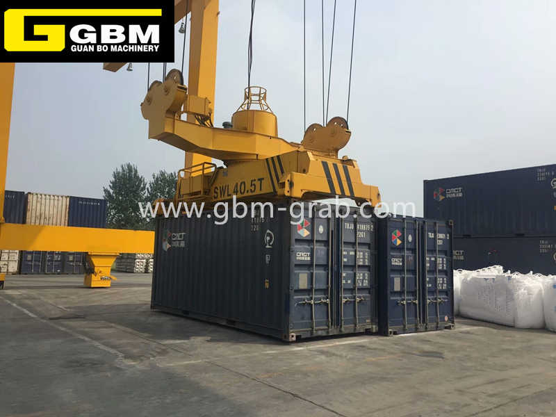 Simple Mechanism Semi-Automatic Container Spreader