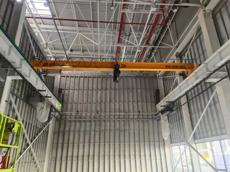 Cost-Effective Single Girder EOT Crane for Workshops and Warehouses