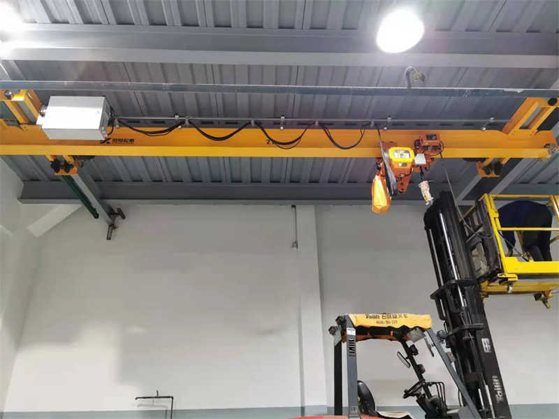 Cost-Effective Single Girder EOT Crane for Workshops and Warehouses