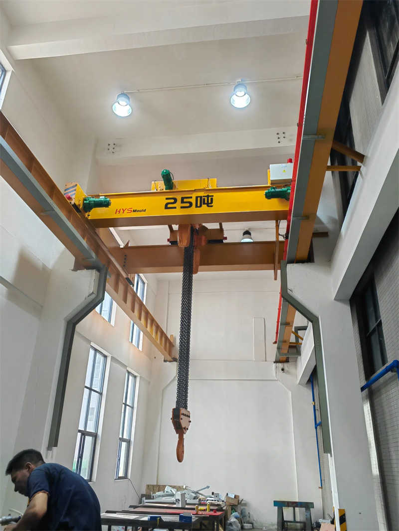Light Duty Single Girder Bridge Crane for Manufacturing & Assembly
