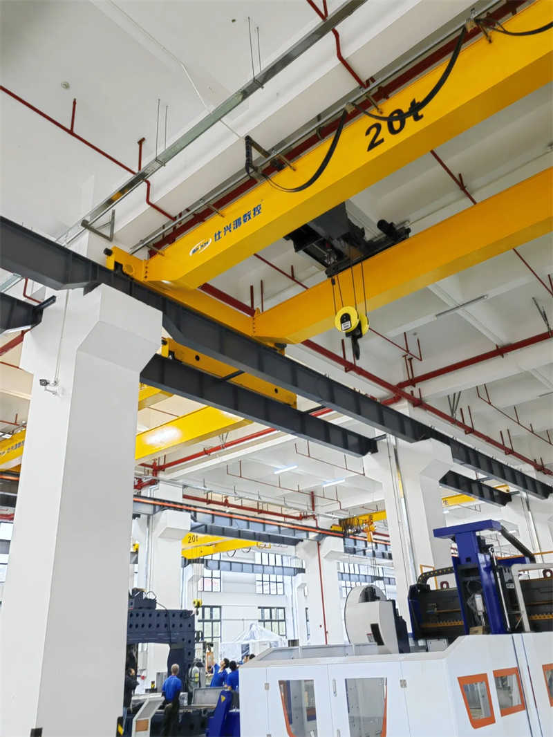 10 Ton Double Beam Overhead Crane with 2 Years Warranty for Indoor Use