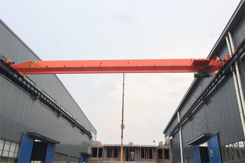2 Ton Single Girder Overhead Crane with Low-Headroom Electric Chain Hoist
