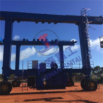 Custom Design 150t Boat Travel Lift Crane for Marinas