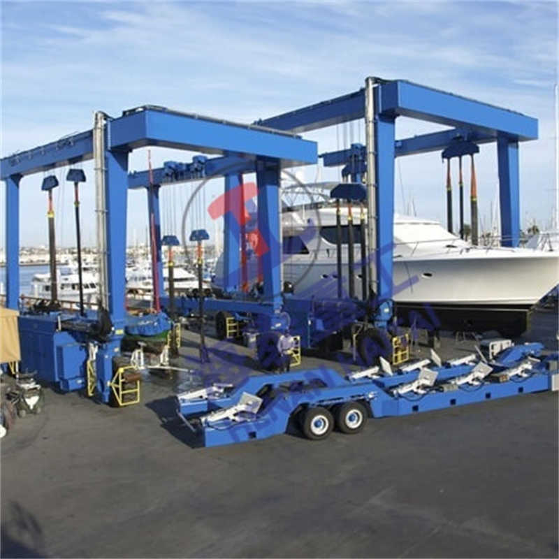 300 Ton Mobile Gantry Crane for Yacht Lifting and Transport