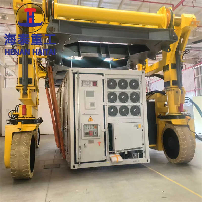 45 Ton Rubber Tyred Straddle Crane for Yard Operations