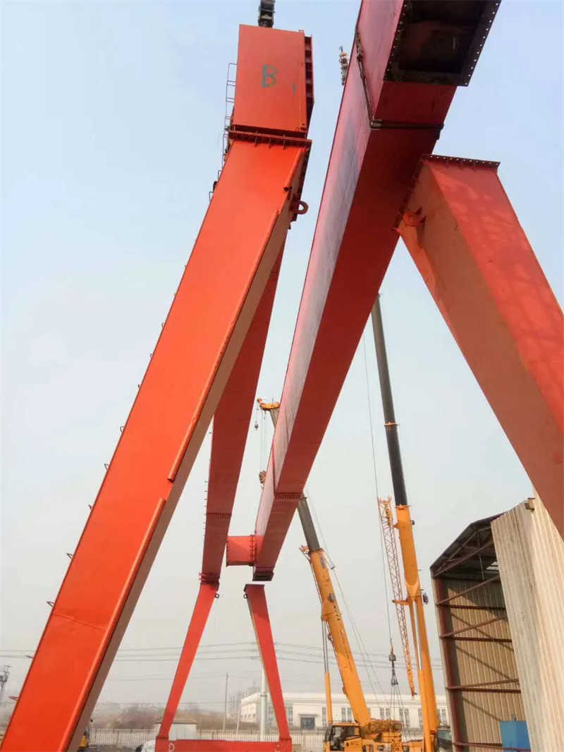 Heavy Duty Shipyard Container Gantry Crane for 20 to 40 Foot Boxes