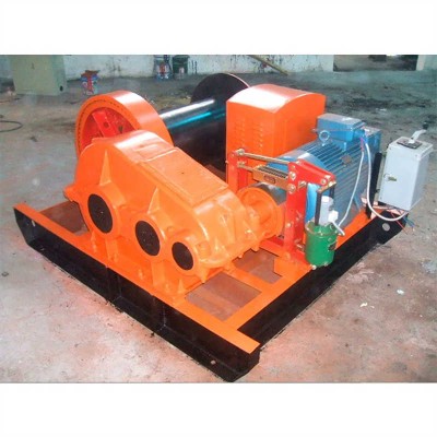 Variable Frequency Slow-Speed Winch for Controlled Load Handling