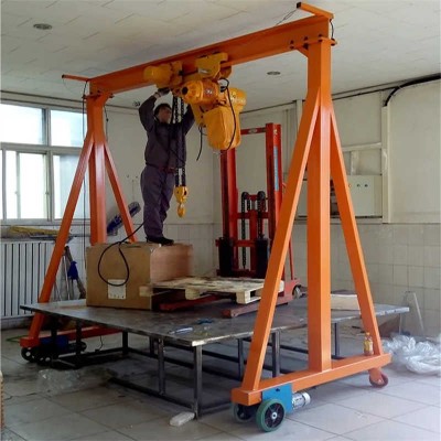 Electric Powered Mobile Gantry Crane for Efficient Load Movement