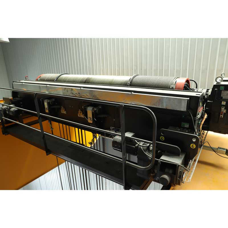 Robust Electric Winch with Automatic Brake System for Safety