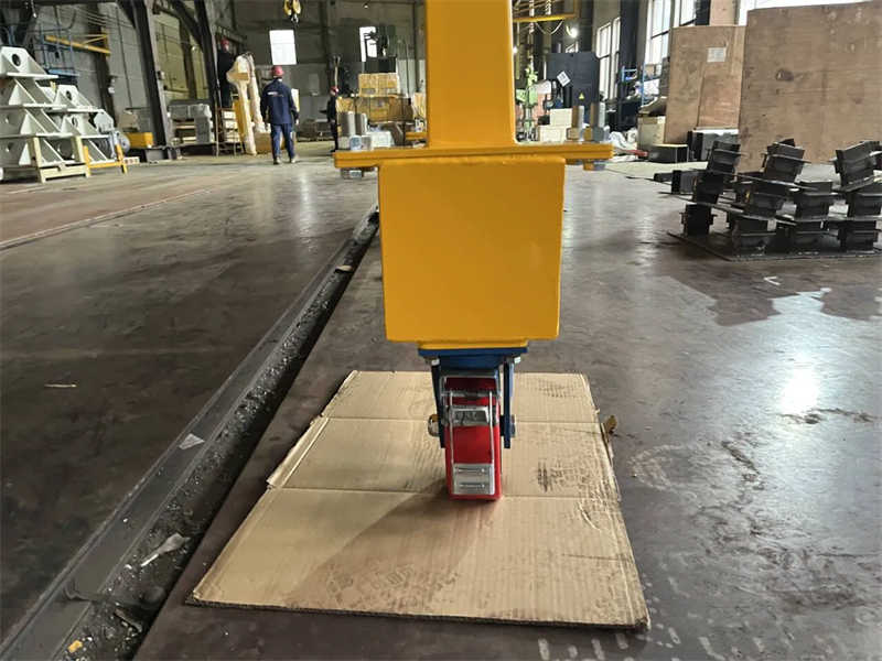 Foldable Design Mobile Gantry Crane for Easy Storage and Transport