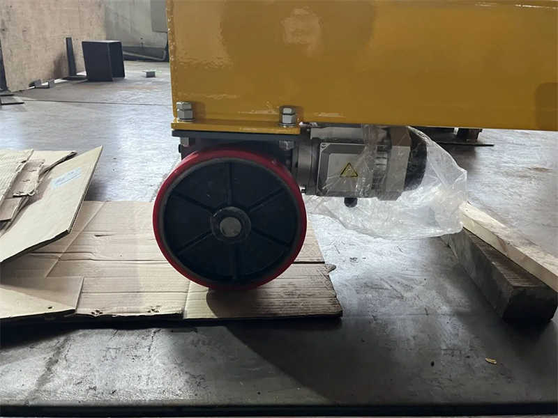 360° Rotating Mobile Gantry Crane with No Rail Requirement