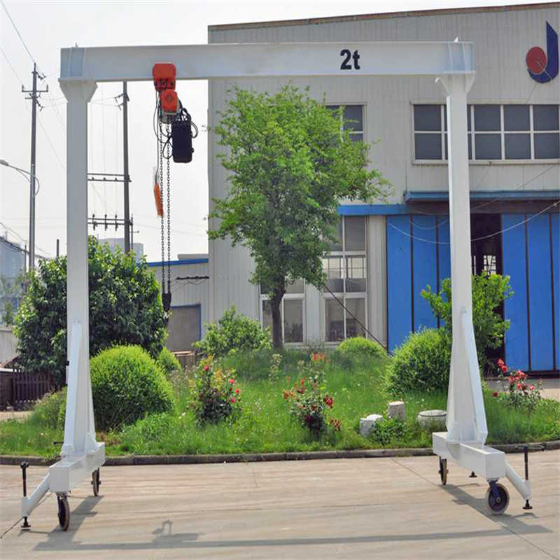 A Lightweight 1 Ton Portable Gantry Crane with Adjustable Height