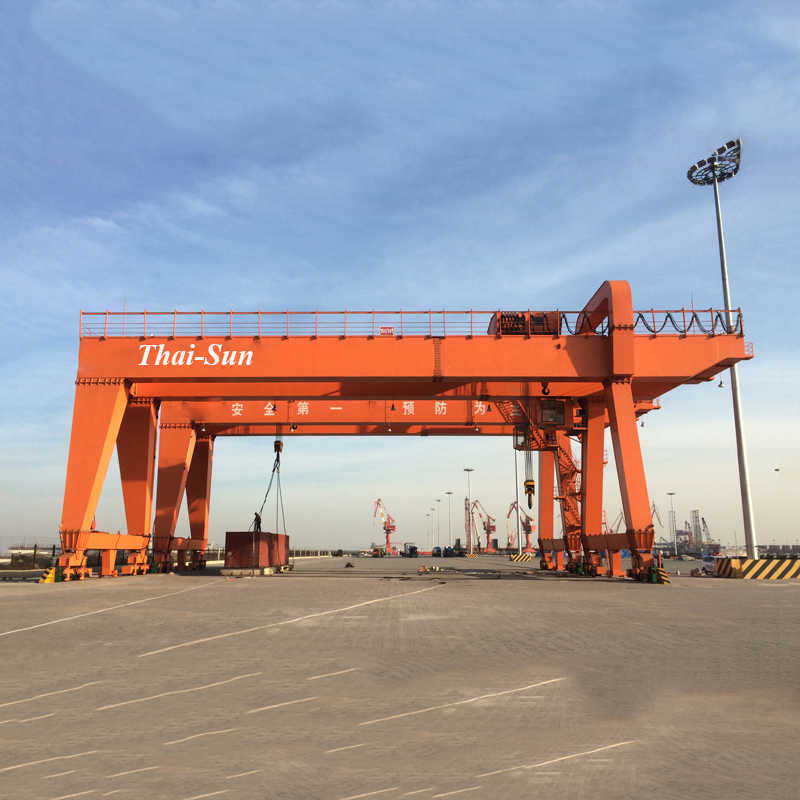 Customizable 25 Ton Double Girder Gantry Crane for Sale with CE Certificate