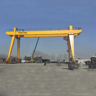 10 Ton Double Girder Gantry Crane for Outdoor Construction and Logistics