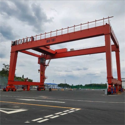 Port Rubber Tire Container Gantry Crane 30.5 Tons for USA Export