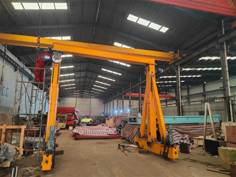 Aluminum Portable Gantry Crane 0.5 Ton Lightweight for Aviation Industry