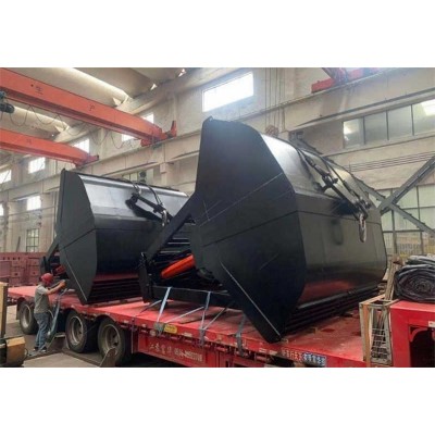 Remote Control Clamshell Grab Bucket for Efficient Port Operations