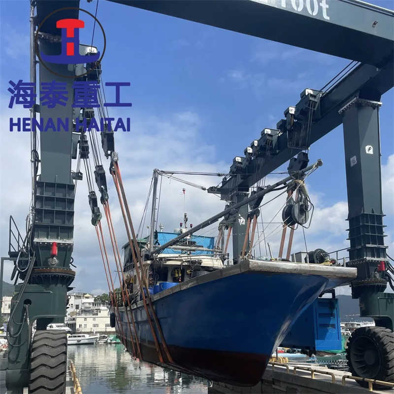 500t Mobile Boat Crane Commissioned for Mexican Harbors