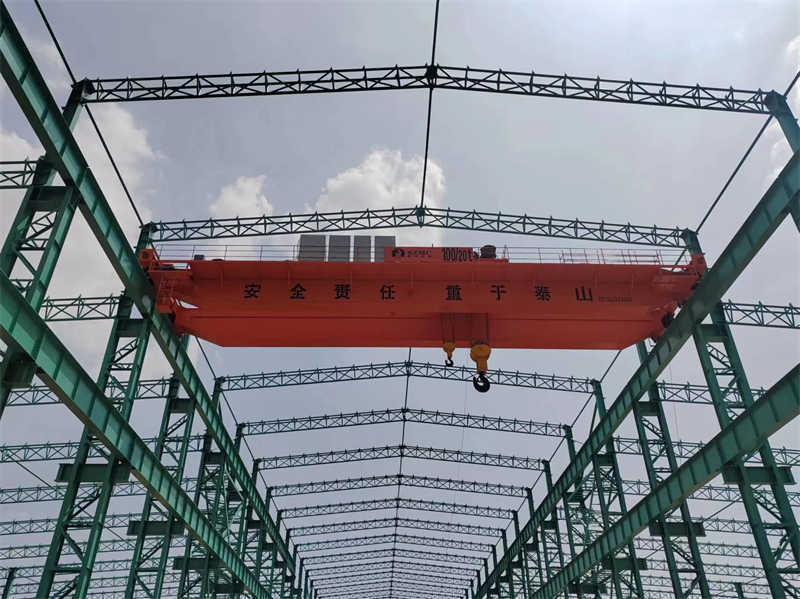 High-Speed Double Girder Crane for European Automotive Production