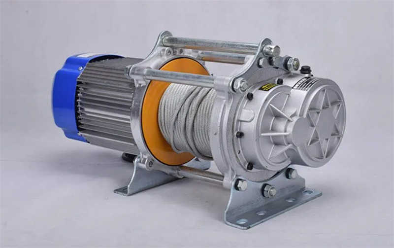 1 Ton Mini Electric Winch 220V-240V for Heavy Lifting UK