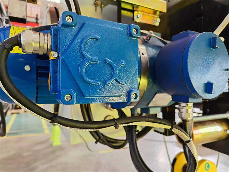 EX-CHU Explosion Proof Crane with Asbestos-Free Brakes & Emergency Stop