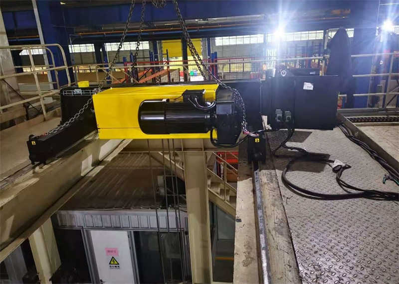 Customizable Double Girder Hoist Solutions for Workshops, Warehouses & Ports