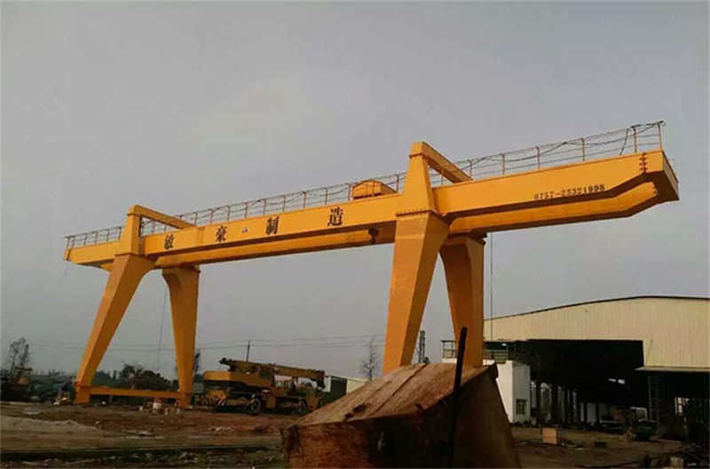 10 Ton Double Girder Gantry Crane with 18m Span and 9m Lifting Height