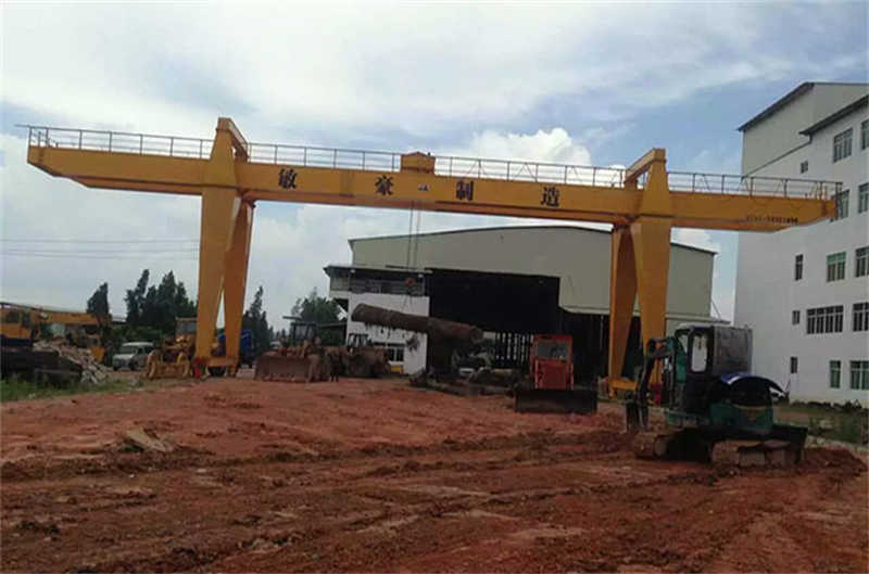 Heavy-Duty 50 Ton Gantry Crane, 22m Span for Steel Fabrication Yard