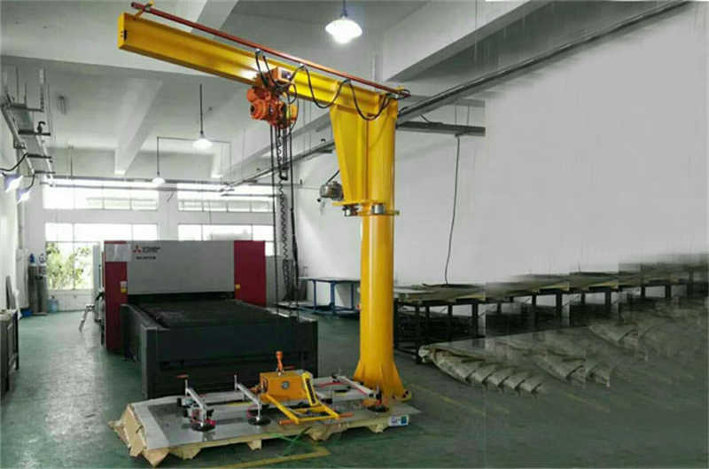 500kg Pillar Jib Crane, 3m Span with 360° Rotation for Machine Servicing