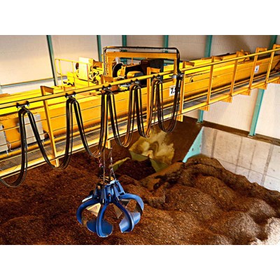 Bridge Grapple Crane for Unloading & Stacking Wood Chips and Biomass