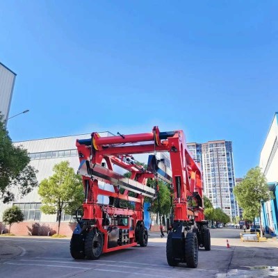 100T to 200T Marine Straddle Carriers, Heavy Duty Port Lifter Trucks