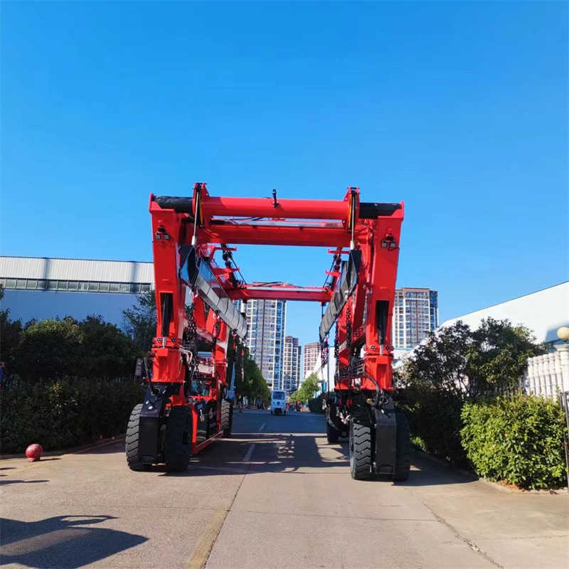 80T Compact Marine Straddle Carrier for Intermodal Terminal Operations