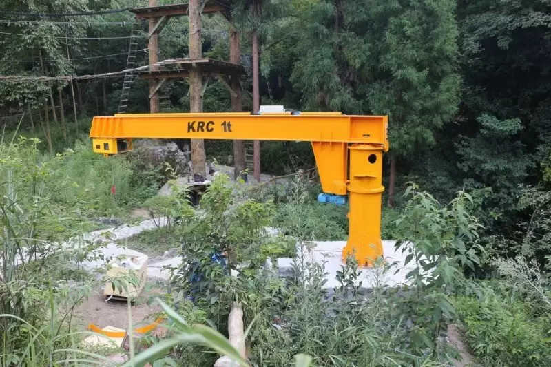 Pillar Jib Crane LS offers 500kg lifting capacity across a 6 meter jib span