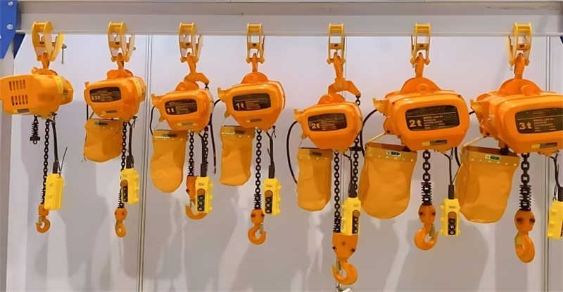 Compact Electric Chain Hoist for Light Duty: 0.25-2 Ton, 3-9M Lift
