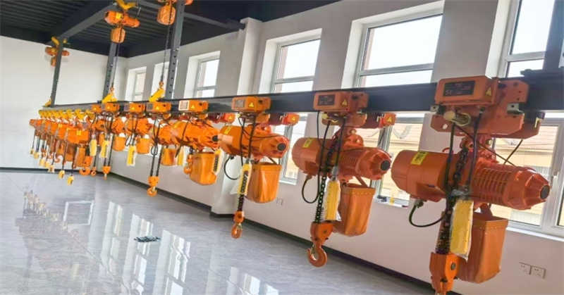 Low-Headroom Electric Chain Hoist, 1-20 Ton Capacity, IP55 Protection
