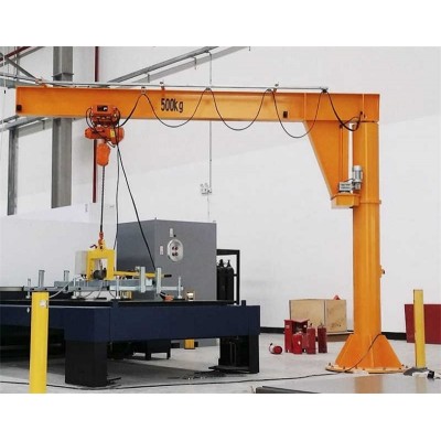 Space-saving 500kg wall-mounted jib crane features a 3 meter arm.