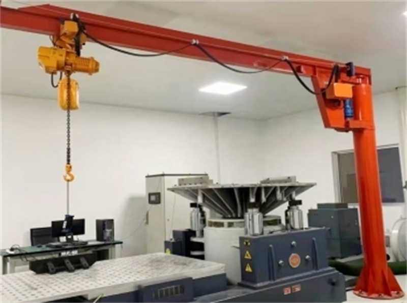 Precise 250kg articulating jib crane ideal for assembly tasks.