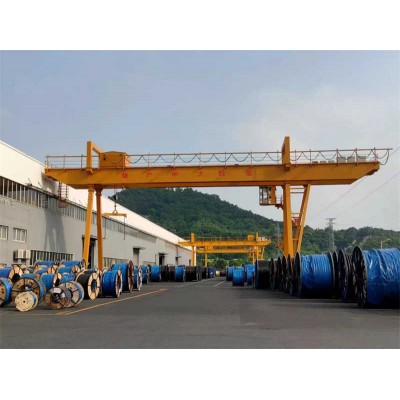 Versatile 35 Ton Double Girder Winch Gantry Crane for UAE