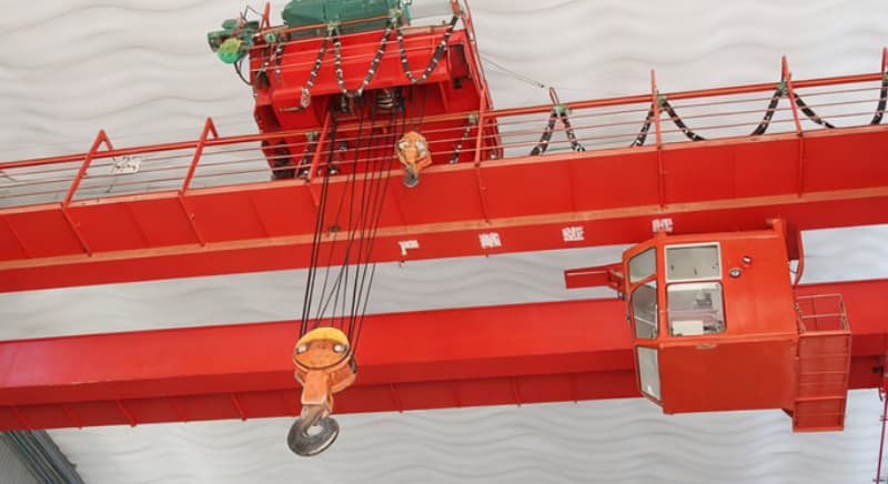 Grab overhead crane 12 ton 18m span 10m lift for UK yard